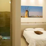 Sole Mare Sale Oda ve Kahvaltı 4*