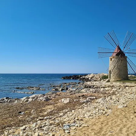 Sole Mare Sale Bed & Breakfast 3*