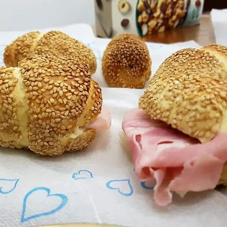 Sole Mare Sale Bed & Breakfast